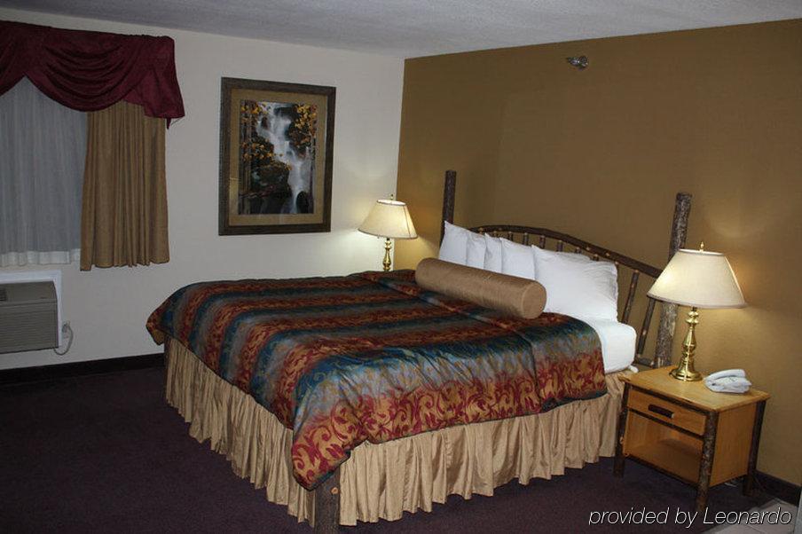 Saratoga Inn & Suites Cannon Falls Zimmer foto