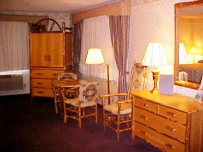 Saratoga Inn & Suites Cannon Falls Zimmer foto